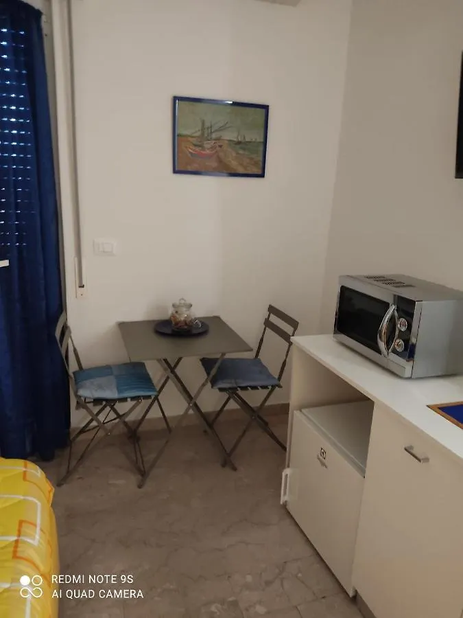 B&B Sanremo Dely' House