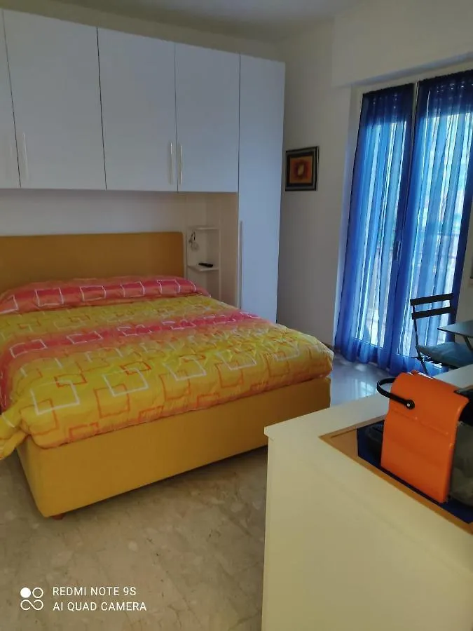 B&B Sanremo Dely' House