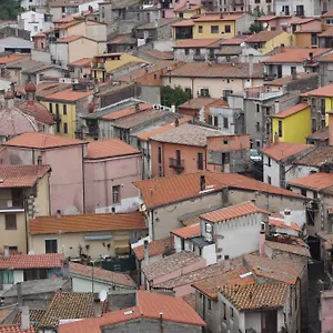https://il-lupo-rosso.in-sardinia.net
